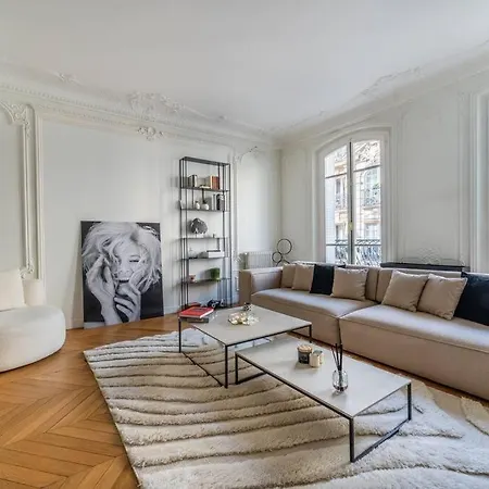 Sublime Haussmannien Apartment *